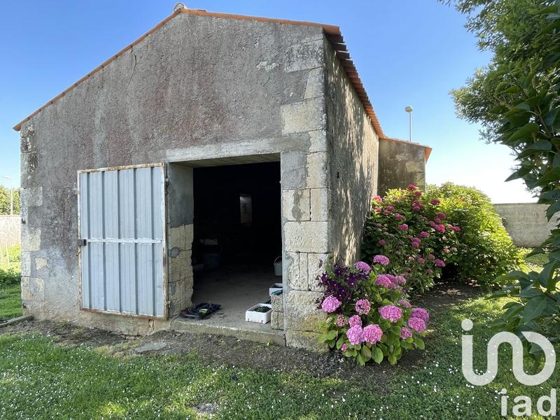 Maison - 219 m² - 8 pièces