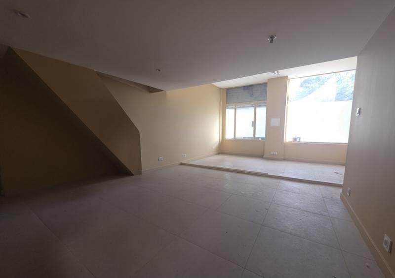 Local commercial - 110 m²