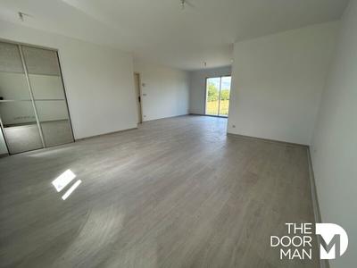 Maison - 98 m² - 5 pièces