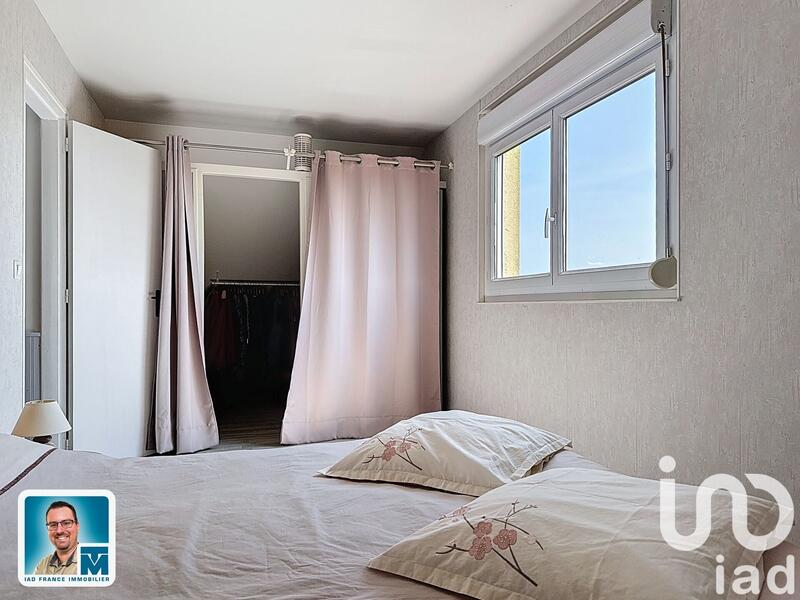 Maison - 143 m² - 8 pièces