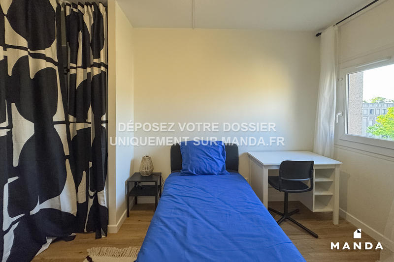 Chambre - 9 m² - 6 pièces