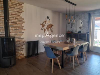 Maison - 97 m² - 4 pièces