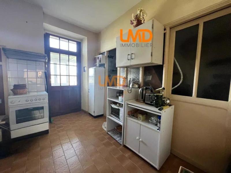 Maison - 160 m² - 9 pièces