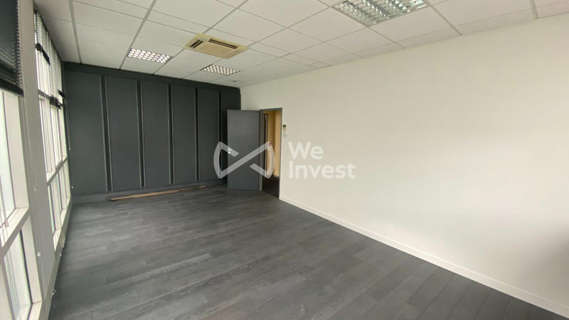 Bureau - 201 m² - 8 pièces