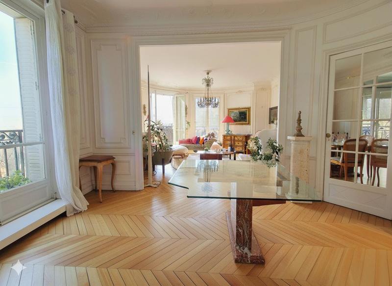 Appartement - 165 m² - 7 pièces