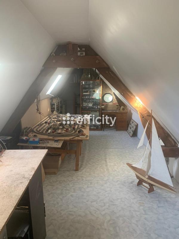 Maison - 205 m² - 5 pièces