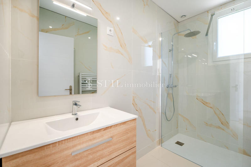 Villa - 190 m² - 6 pièces