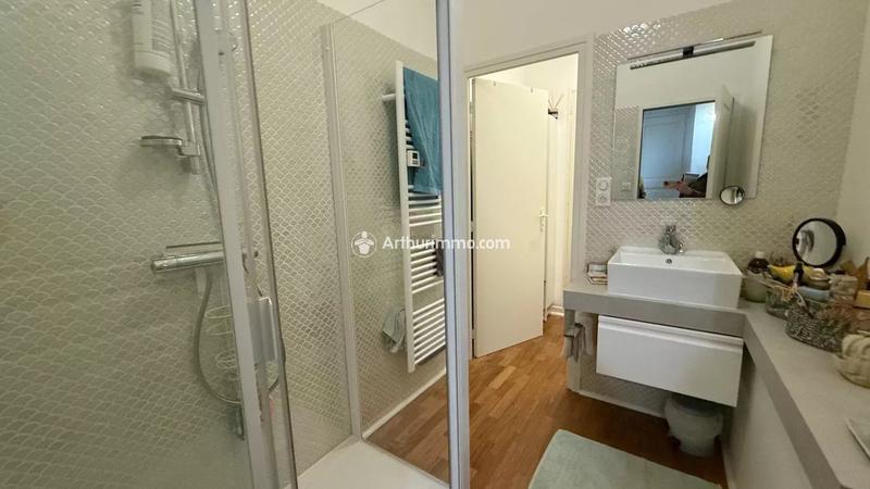 Appartement - 60 m² - 2 pièces