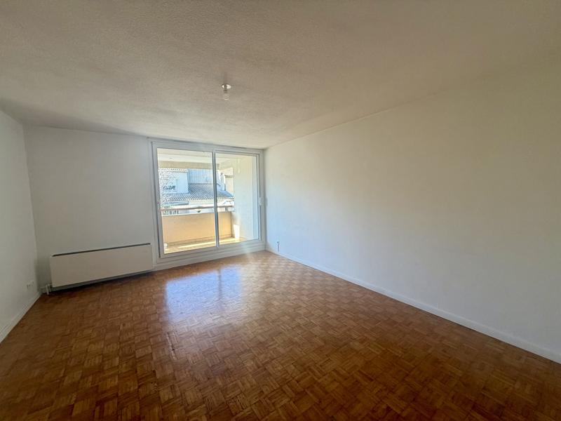 Appartement - 57 m² - 2 pièces