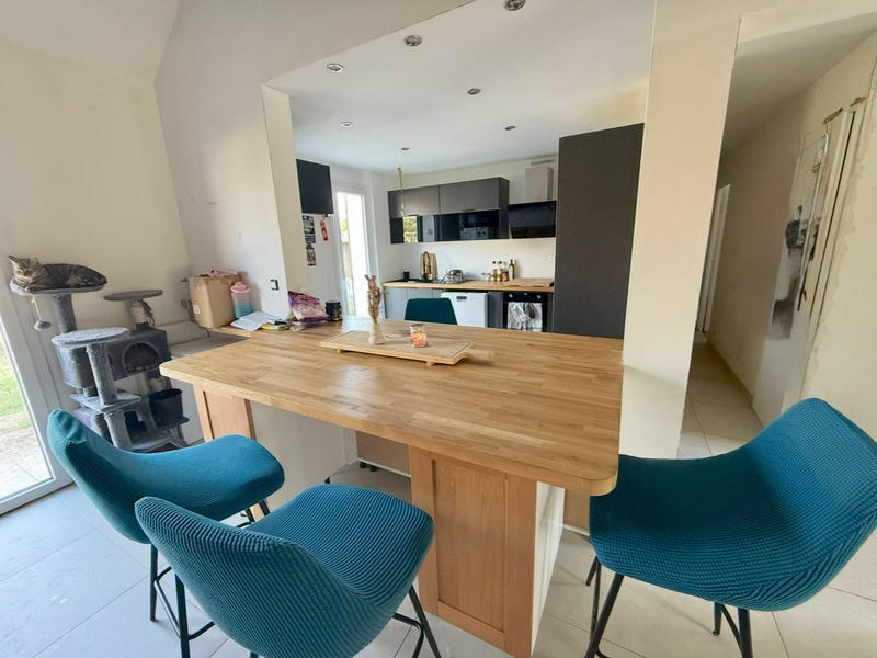 Maison - 90 m² - 4 pièces