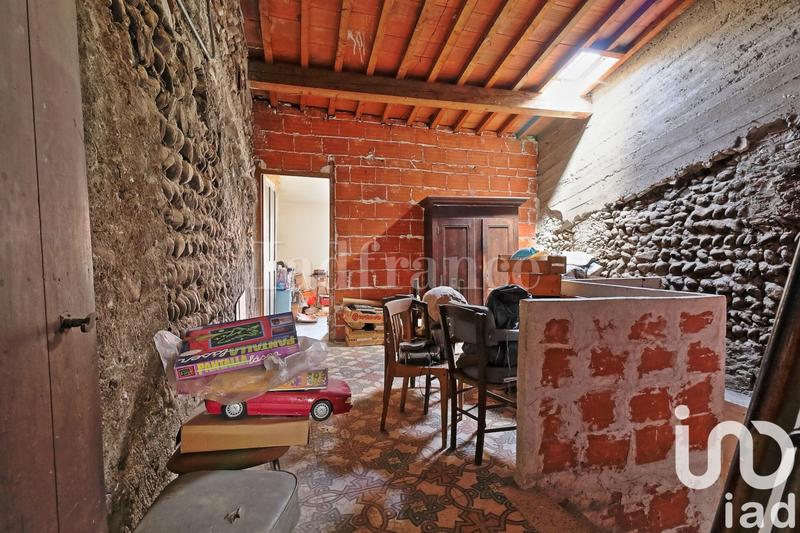 Maison - 102 m² - 4 pièces