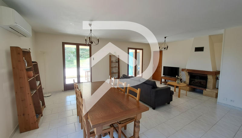 Maison - 190 m² - 7 pièces