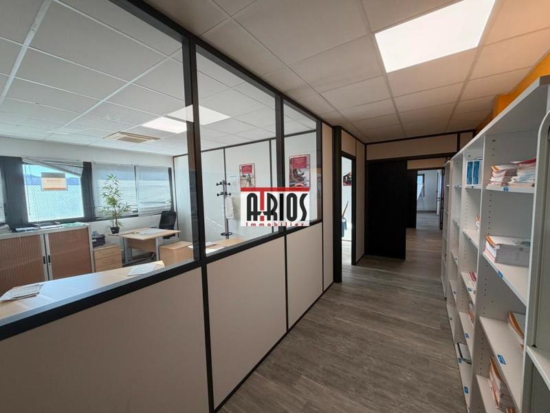 Bureau - 123 m²