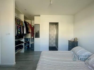 Maison contemporaine - 137 m² - 6 pièces