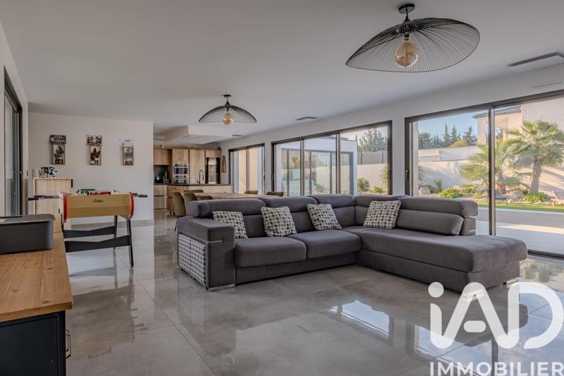 Maison - 196 m² - 6 pièces