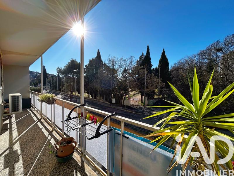 Appartement - 90 m² - 5 pièces