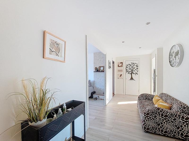 Appartement - 76 m² - 3 pièces