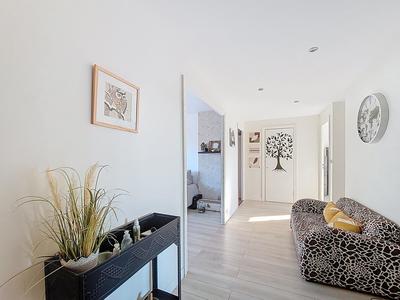 Appartement - 76 m² - 3 pièces