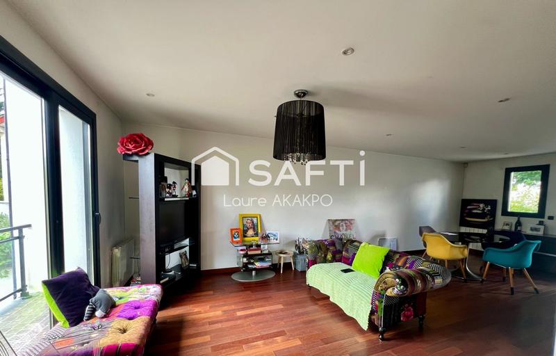 Maison - 140 m² - 7 pièces