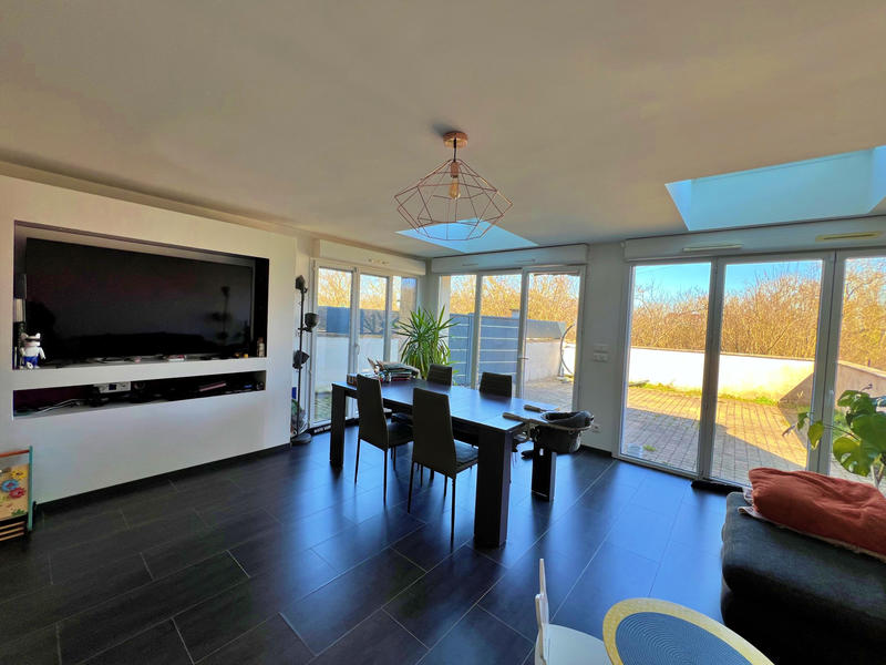 Appartement - 154 m² - 6 pièces