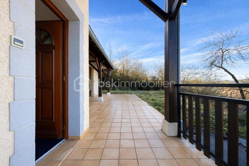 Maison traditionnelle - 131 m² - 5 pièces