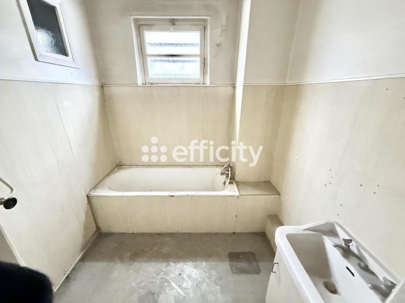 Demeure - 395 m² - 12 pièces