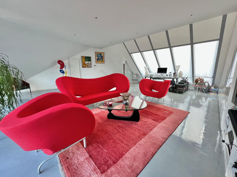 Maison - 217 m² - 6 pièces