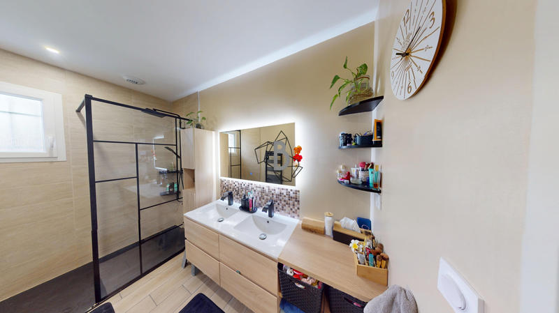 Maison - 86 m² - 4 pièces