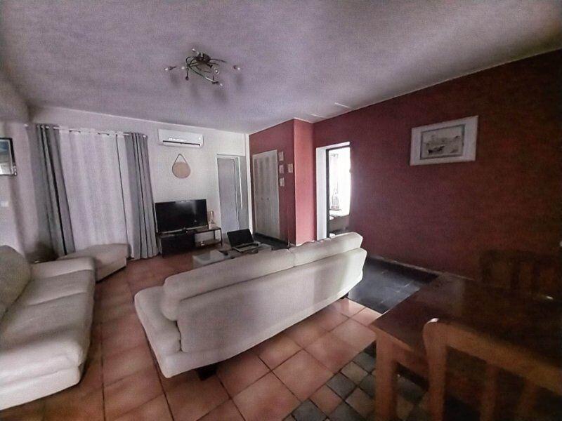 Immeuble - 2 100 m²