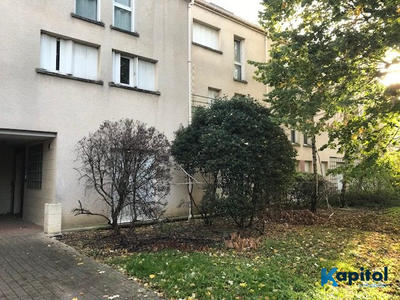 Bureau - 180 m² - 11 pièces