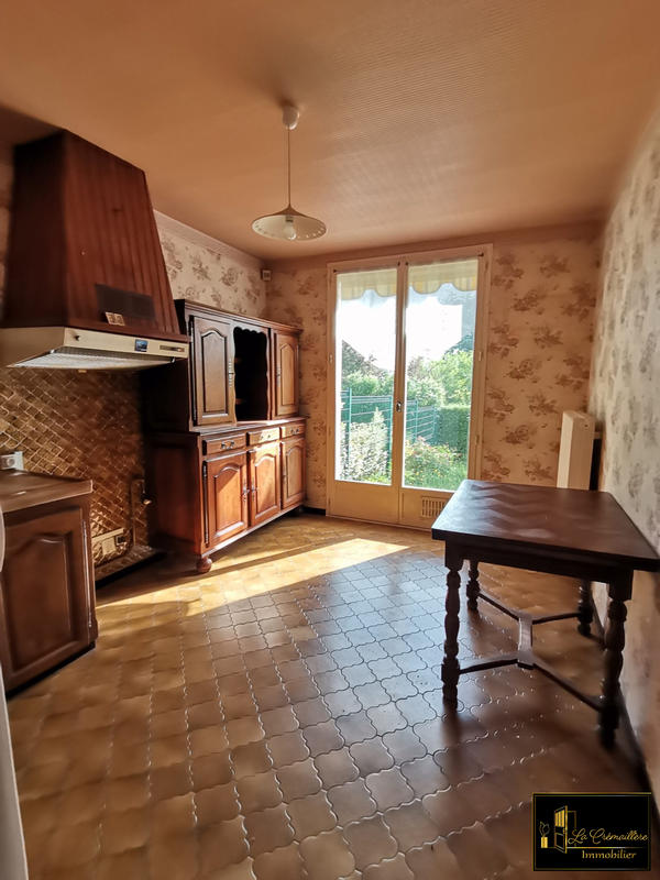 Maison traditionnelle - 90 m² - 4 pièces