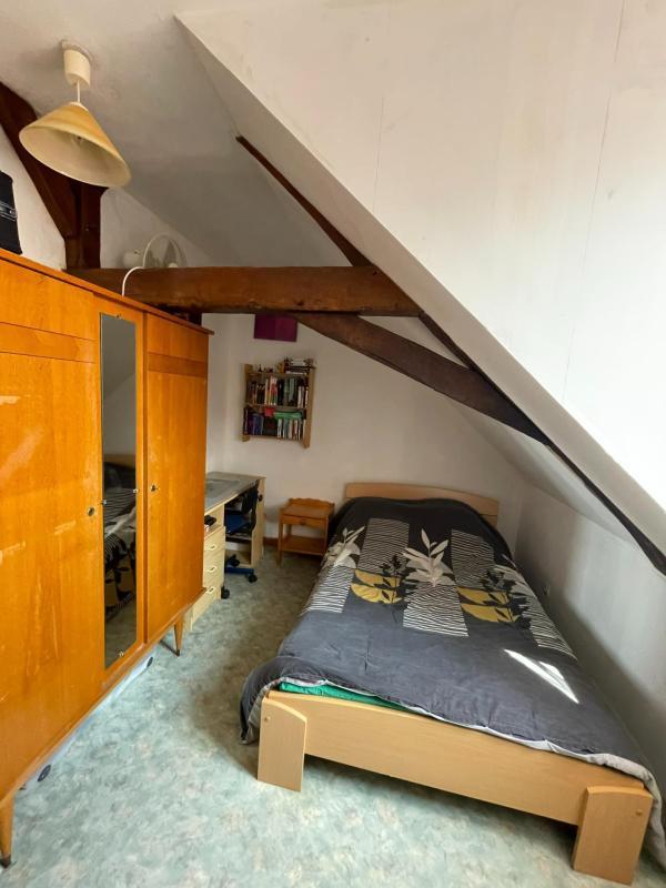 Maison - 99 m² - 5 pièces