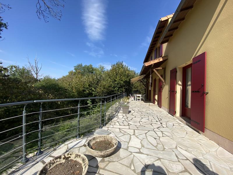 Maison traditionnelle - 125 m² - 4 pièces