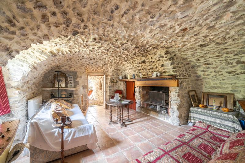 Maison en pierre - 300 m² - 11 pièces