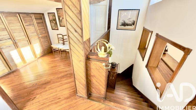 Maison - 284 m² - 7 pièces