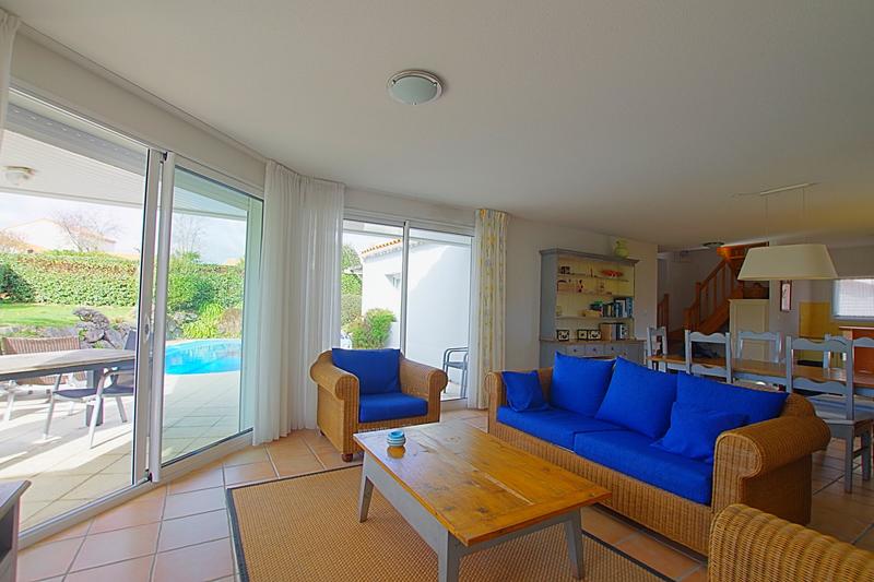 Maison - 98 m² - 5 pièces