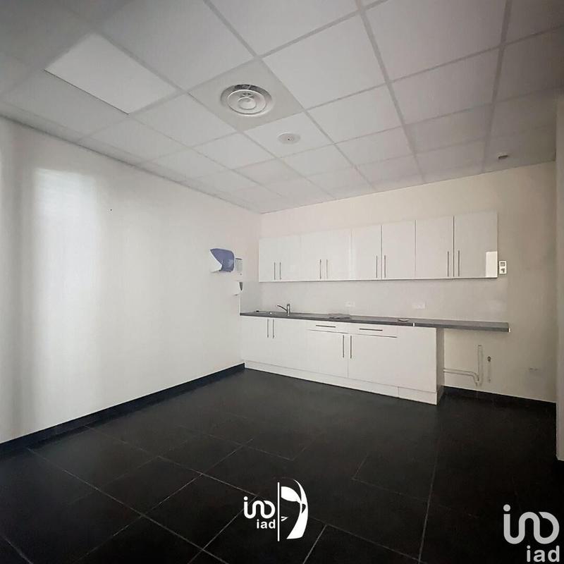 Local commercial - 311 m²