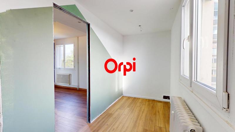 Appartement - 77 m² - 5 pièces