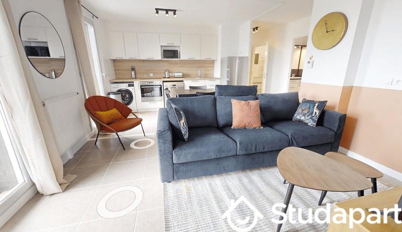 Chambre - 9 m² - 1 pièce