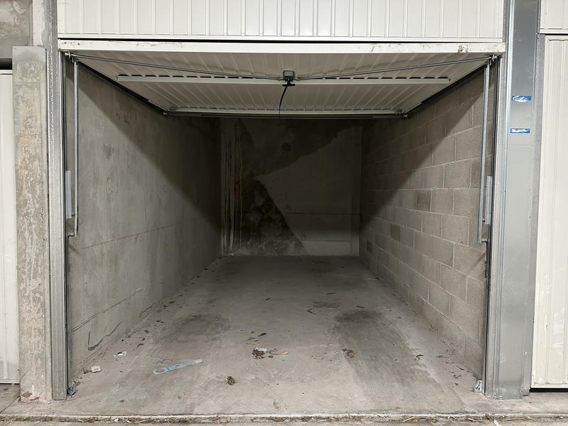 Parking / Garage - 13 m²