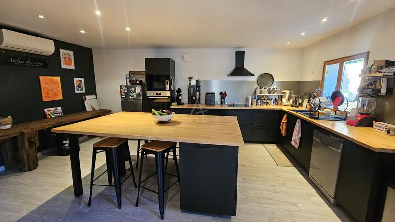 Maison - 99 m² - 4 pièces