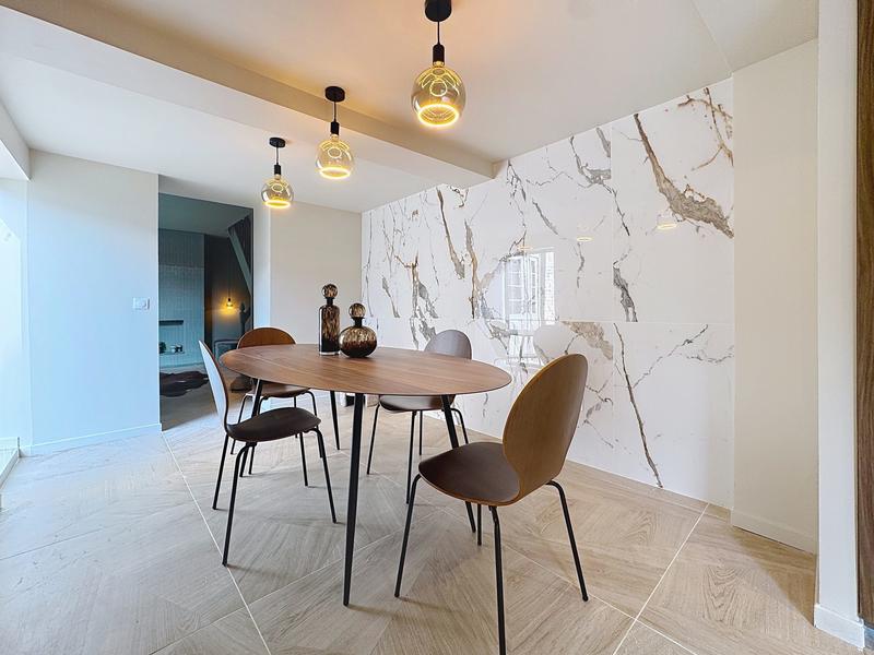 Maison - 135 m² - 6 pièces