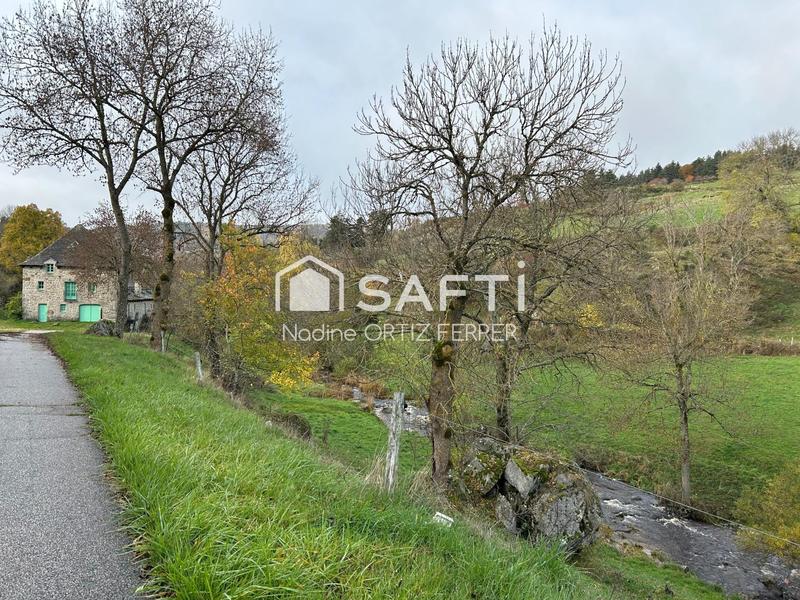 Maison - 700 m² - 25 pièces