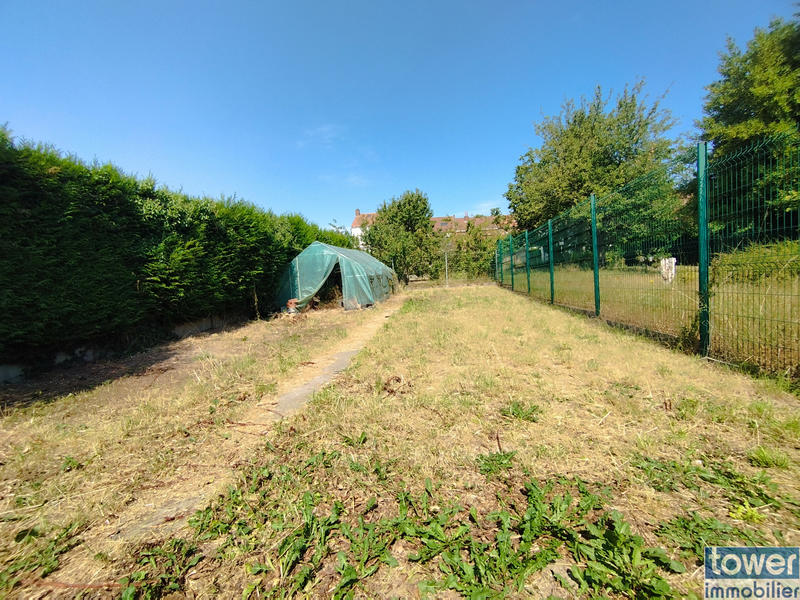 Maison - 92 m² - 5 pièces