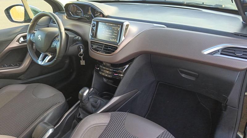 Peugeot 2008 1.2 VTi 82 Allure