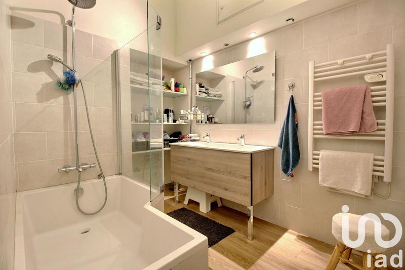 Appartement - 96 m² - 4 pièces