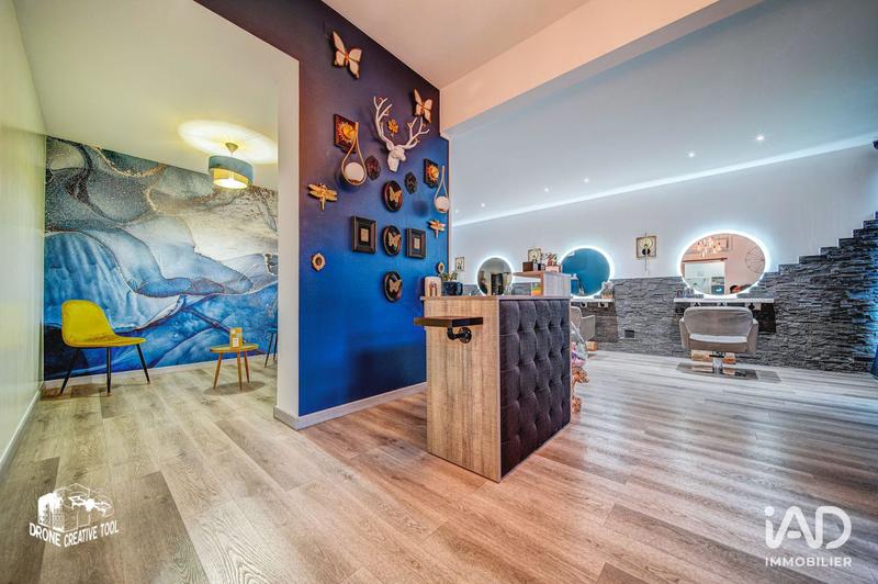 Local commercial - 101 m²