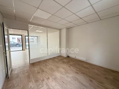 Bureau - 63 m² - 2 pièces