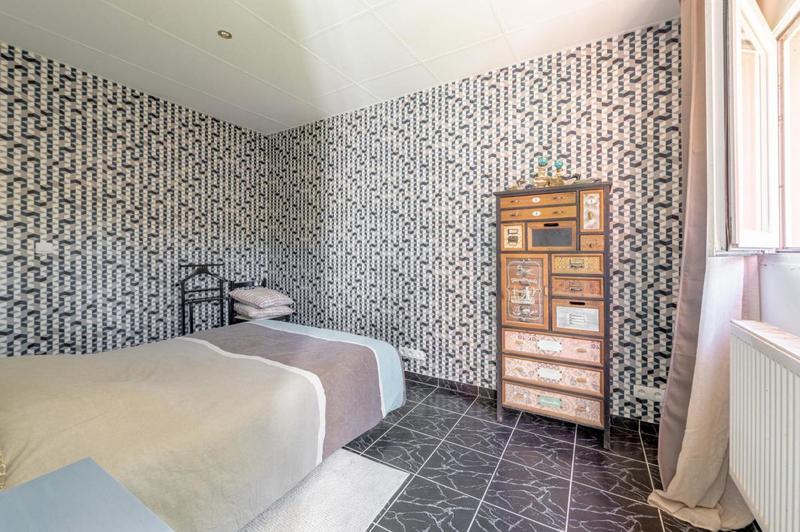 Propriété - 800 m² - 10 pièces