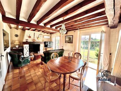 Maison - 91 m² - 5 pièces